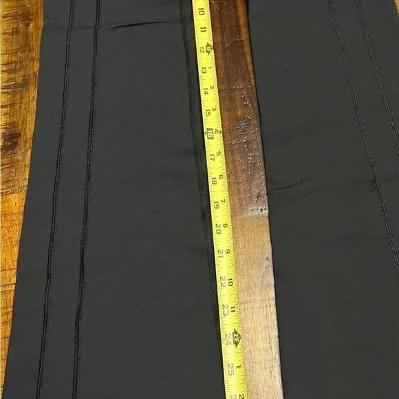 Lululemon Define Zip-Front Black High-Rise Flared Pant - Picture 10 of 12